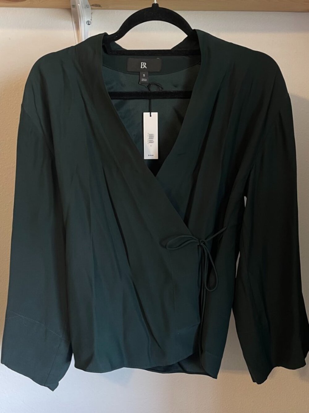 NWT Banana Republic 100% Silk Wrap Blouse – Forest Green, Size S